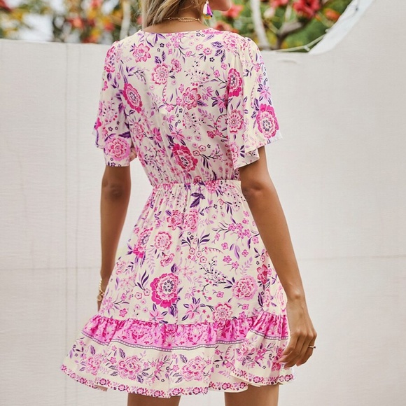 Boho V neck Floral Print Butterfly Sleeve Dress - Picture 4 of 5